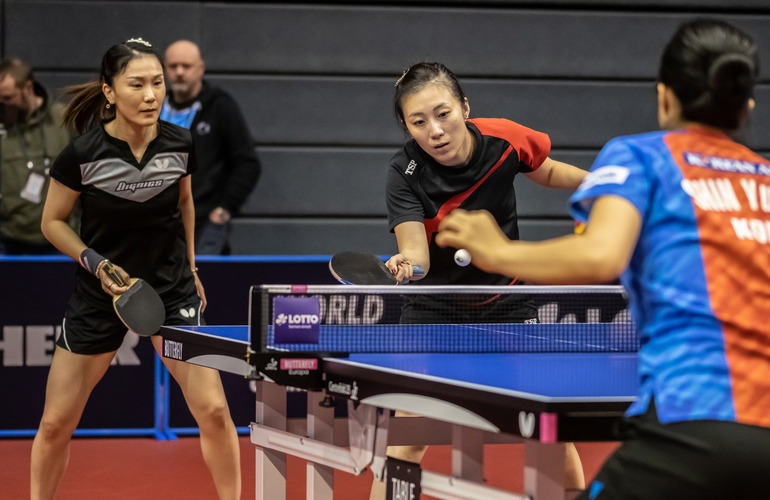 Auch für Deutschlands Duo Shan Xiaona und Han Ying lief es nicht besser. Nach der ersten Partie verabschiedeten sich die beiden Nationalspielerinnen (©Gohlke)