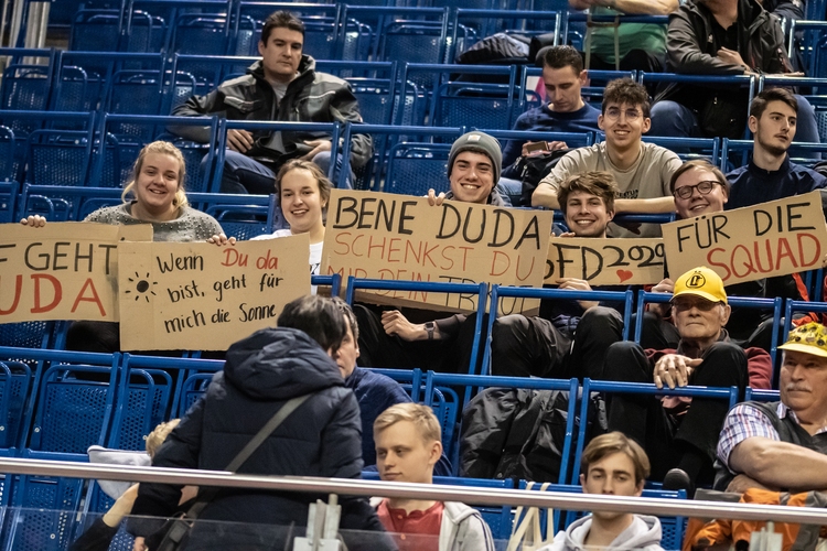 Hinter ihm stand ein kleiner Fan-Club, der ihn unterstützte. (©Gohlke)