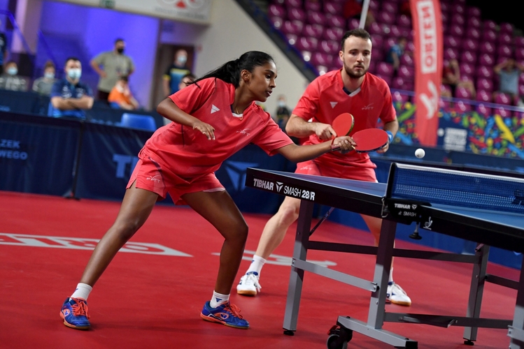 Gegen die Franzosen Prithika Pavade und Simon Gauzy musste das deutsche Olympia-Duo Franziska/Solja im Viertelfinale die Segel streichen. (©ETTU)