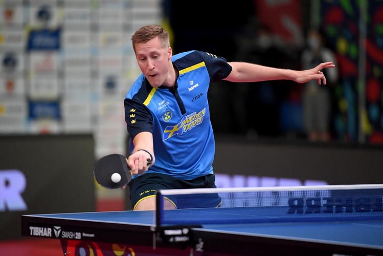 Am letzten Turniertag darf Källbergs Kollege Mattias Falck, der Topgesetzte in Warschau, sein Glück bei Boll versuchen. (©ETTU)