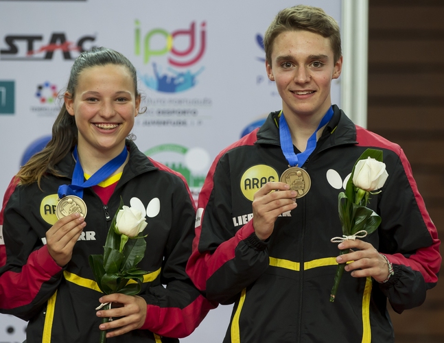 Gemeinsam mit Anastasia Bondareva sicherte er sich Bronze im Mixedwettbewerb der Schüler (©Steinbrenner)