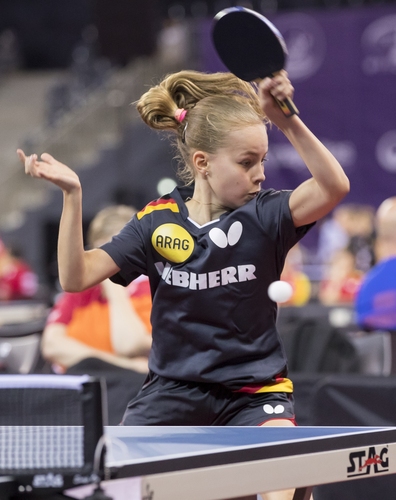 In den Platzierungsspielen durfte die erst zwölfjährige Annett Kaufmann ran. (©Steinbrenner) 