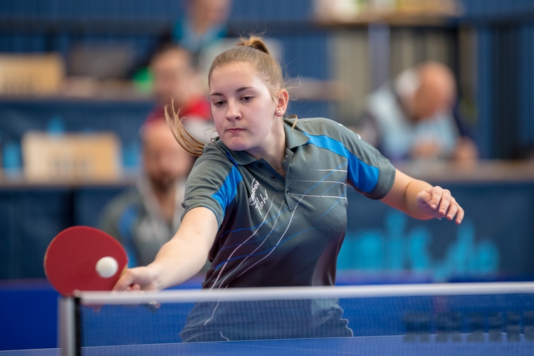 Eine Reihe von Matchbällen gegen Bergers Mannschaftskollegin Qian Wan vergab Sarah Mantz. Also sie beim Stand von 16:16 dann einen Punktverlust hinnehmen musste... (©Thomas)