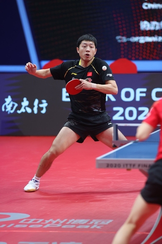 Im Mannschafts- und Mixedwettbewerb mischt auch Doppelexperte Xu Xin mit (©ITTF)