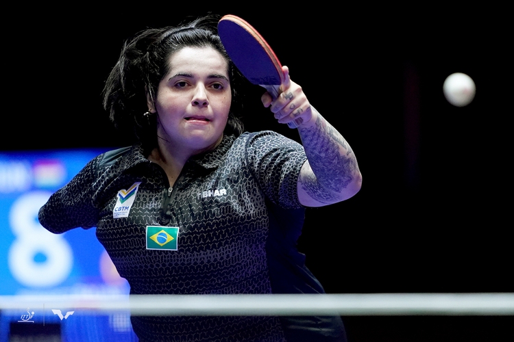 Im Teamwettbewerb stößt Bruna Alexandre dazu, die auch bei den Paralympics für Brasilien antritt und bereits bei der WM in Busan positiv aufgefallen ist (©ITTF)