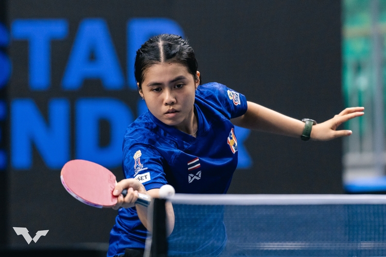Und Jinnipa Sawettabut bestreitet den Mannschaftswettbewerb (©ITTF)