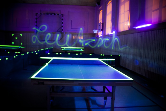 Blacklight Table Tennis in Leipzig (www.black-tt.de, © Ina Wildführ)