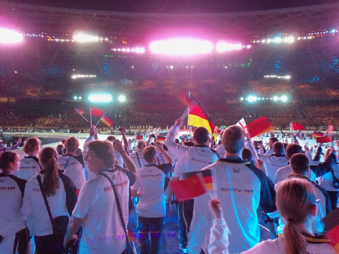 Die deutsche Mannschaft bei der Eröffnungsfeier der Universiade 2011 in Shenzhen (© privat)