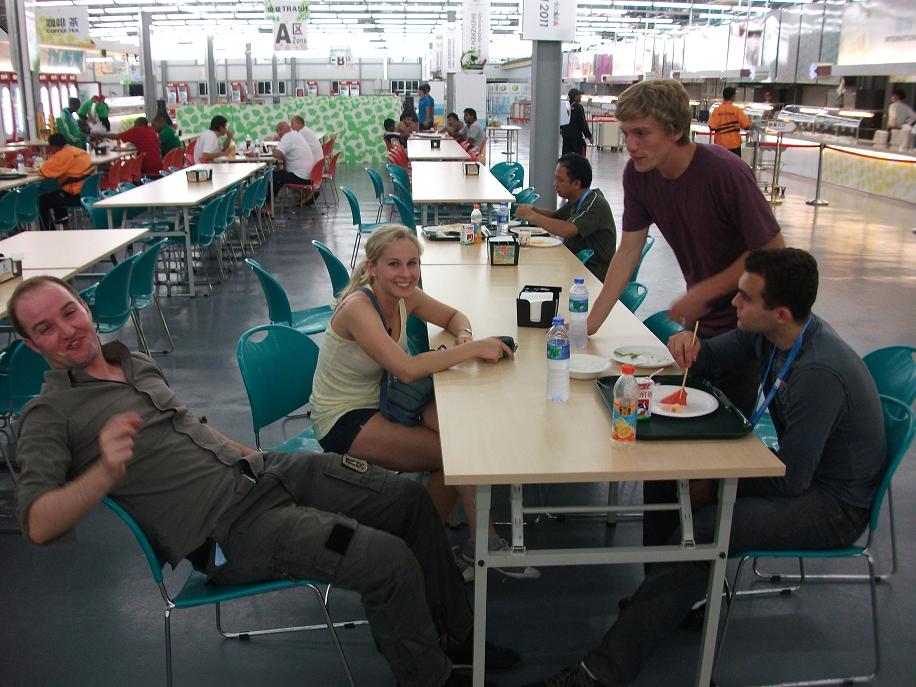 Noch einmal in die Universiade-Mensa (© privat)
