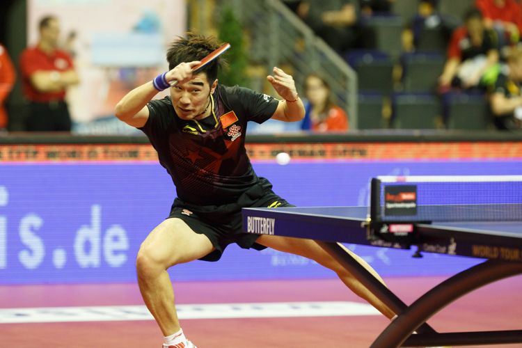 Yan Ans Vorhand ähnelt der von seinem Teamkollegen Ma Long. Der Chinese punktet gerne mit Gegentopspins am Tisch (©Fabig)