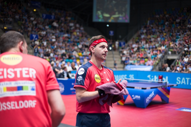 Borussia-Trainer Danny Heister setzte auf seinen Spitzenspieler Timo Boll. (©Fabig)
