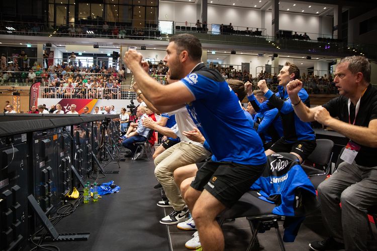 Der Saarbrücker kann die ersten zwei Sätze gewinnen... (©Fabig)