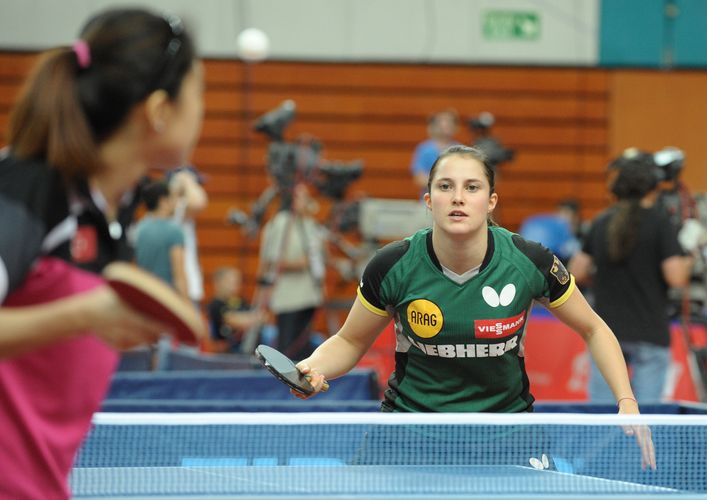 Sabine Winter musste dagegen der türkischen Spitzenspielerin Hu Melek gratulieren (©Stosik)
