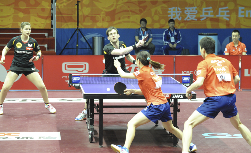 Im Mixed-Doppel konnten Petrissa Solja und Steffen Mengel an diesem Tag sowohl die Hongkong-Chinesen Jiang Tianyi und Lee Ho Ching schlagen, schieden nach einem starken Turnier aber gegen das chinesisch-südkoreanische Duo Xu Xin und Yang Hauen aus, das einen Tag später den Titel holen sollte. (©Stosik)
