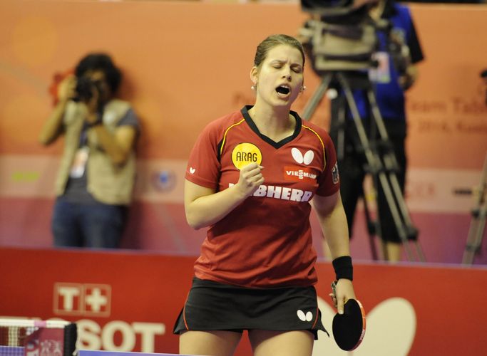 Doch weil Petrissa Solja ihre Partien gegen Ai Fukuhara und Kasumi Ishikawa, Teamkollegin Kristin Silbereisen das entscheidende Spiel gegen Fukuhara gewinnen konnte, siegte Deutschland mit 3:2 gegen Japan! (©Stosik)