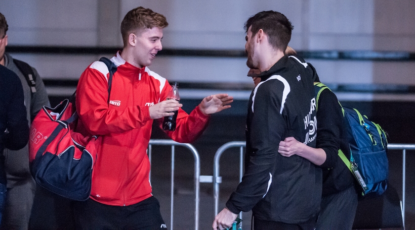 Was machen die Spieler eigentlich bei der WM in Budapest, wenn sie gerade nicht am Tisch stehen? (©Gohlke)