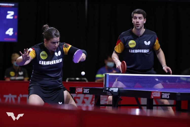 Für das andere deutsche Mixed-Duo, die WM-Dritten von 2019 und European-Games-Sieger Patrick Franziska und Petrissa Solja, war das Turnier nach einer 2:3-Niederlage im Achtelfinale gegen die Hongkonger Ho Kwan Kit und Lee Ho Ching beendet. (©WTT) 