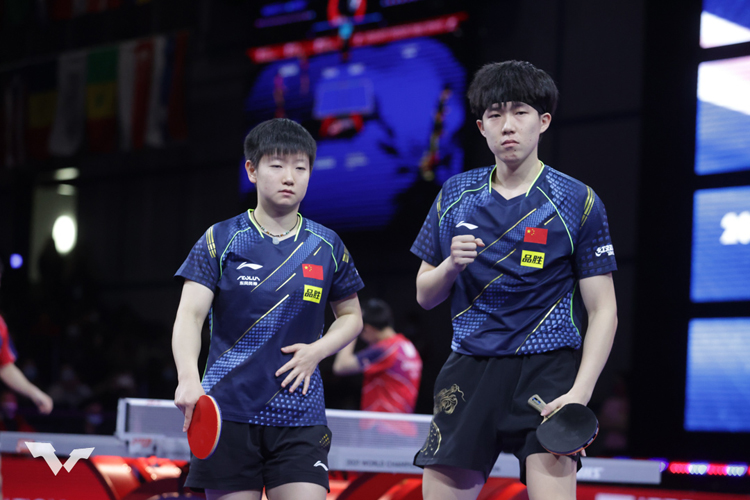 ...gegen Sun Yingsha und Wang Chuqin. (©WTT) 