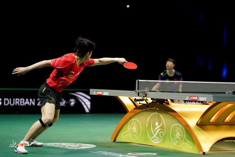 Im nächsten rein chinesischen Duell gegen Wang Chuqin... (©WTT)