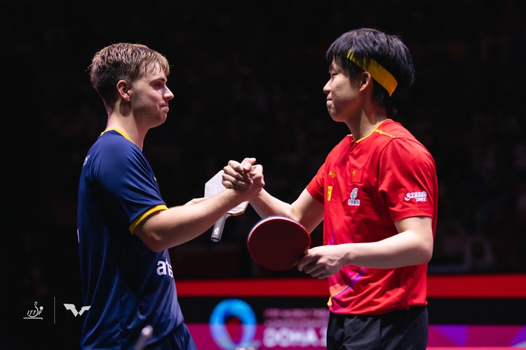 Gegen den neuen Weltmeister Wang Chuqin war der Schwede dann aber machtlos. (©ITTF)