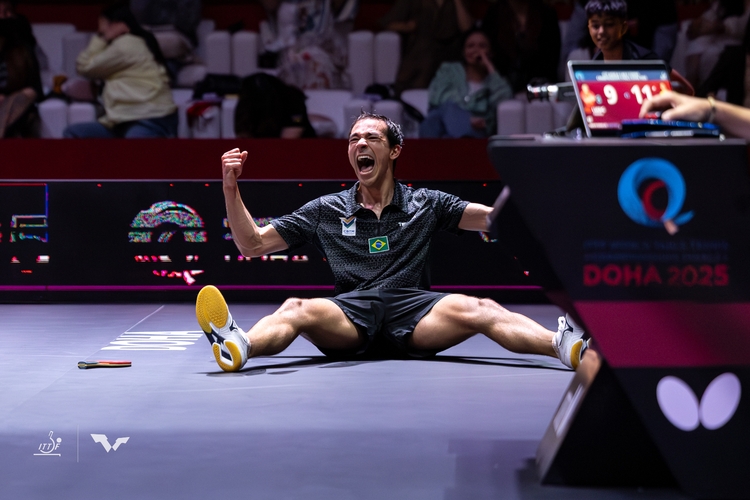Der Brasilianer schaffte trotz der am Ende klaren Finalniederlage gegen Wang Chuqin Historisches: Der 28-Jährige ist der erste Spieler aus Südamerika, der Einzel-Edelmetall bei einer WM mit nach Hause nahm. (©ITTF)
