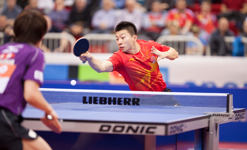 Zunächst standen am Samstag die Achtelfinals auf dem Programm. Ma Long traf auf Kenta Matsudaira…(©Fabig)